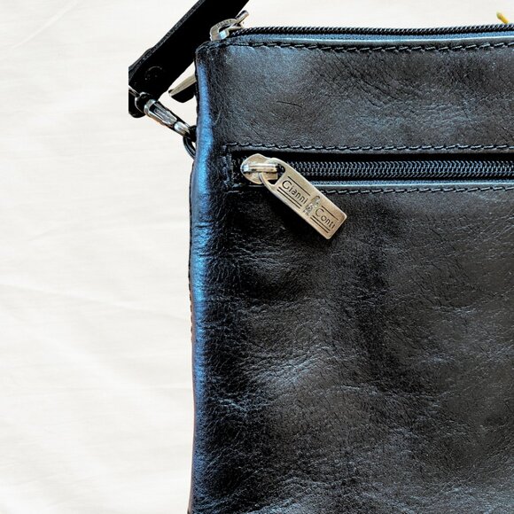 Gianni Conti Black Leather Crossbody | Minimalist Italian Purse - Picture 5 of 6